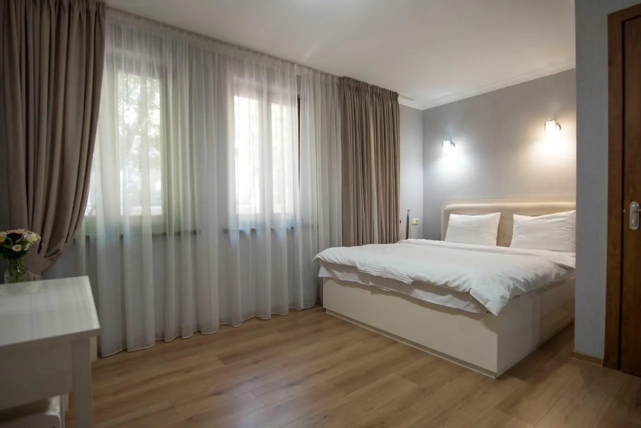 Sama Grand Hotel Luna Tbilisi